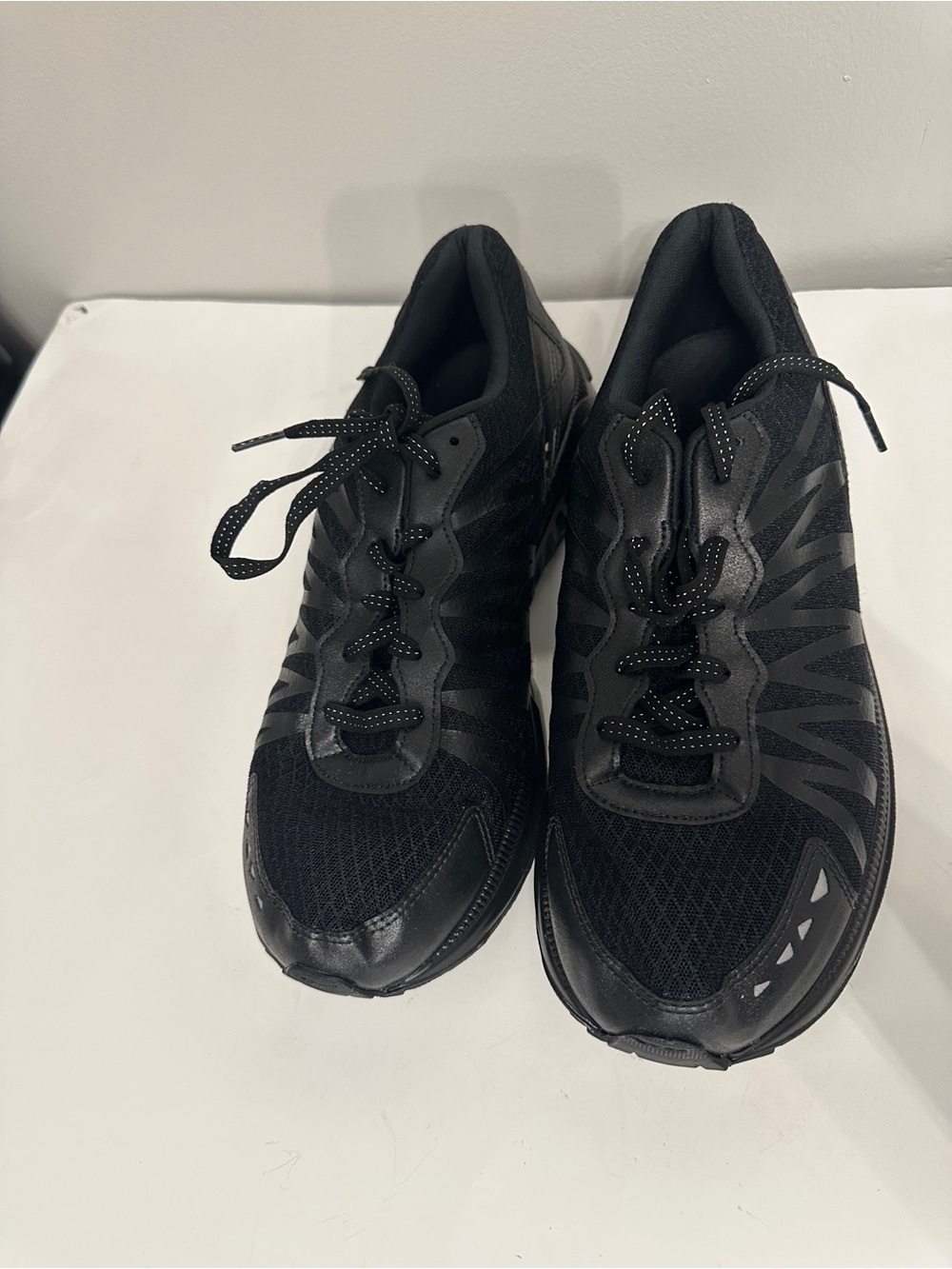 SAS Men’s 11 EE Extra Wide Black Vibram Walking Running Athletic Shoes